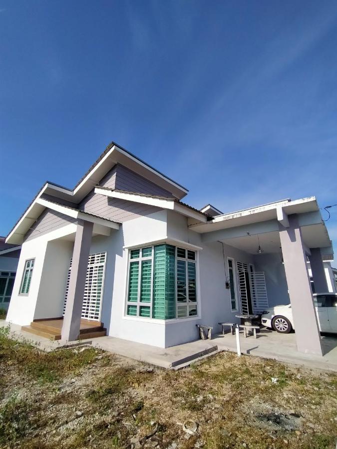 Qayyum Pauh Lima,bachok,kelantan Holiday home *